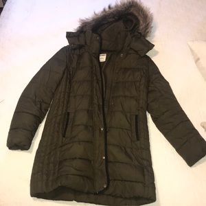 Old Navy olive green puffer jacket